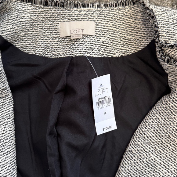 New with Tags LOFT Black and White Fringe Tweed Open Blazer - Picture 9 of 10